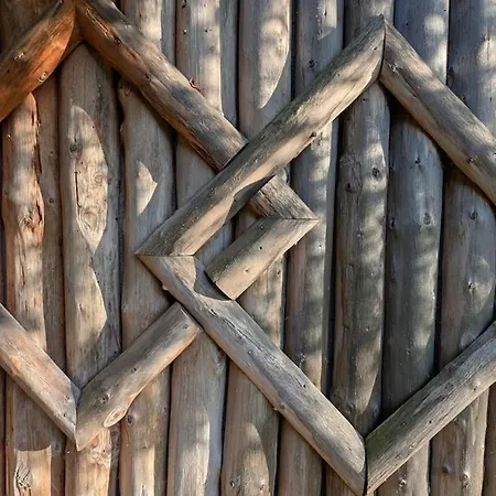 Eco-friendly With Private Hot Tub, Vosges Mountain Шале