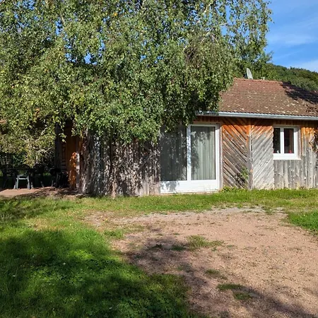 Eco-friendly With Private Hot Tub, Vosges Mountain Шале
